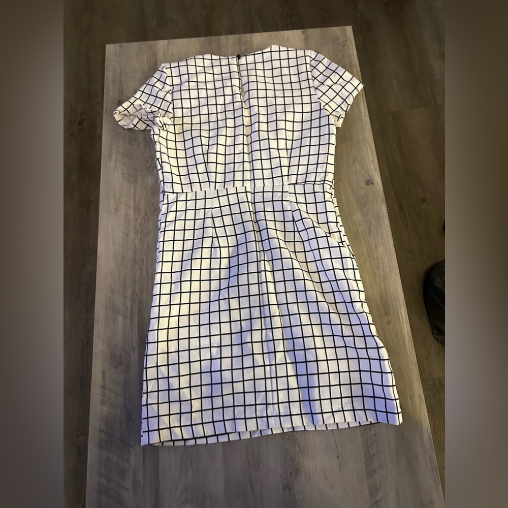 Nice short sleeved dress